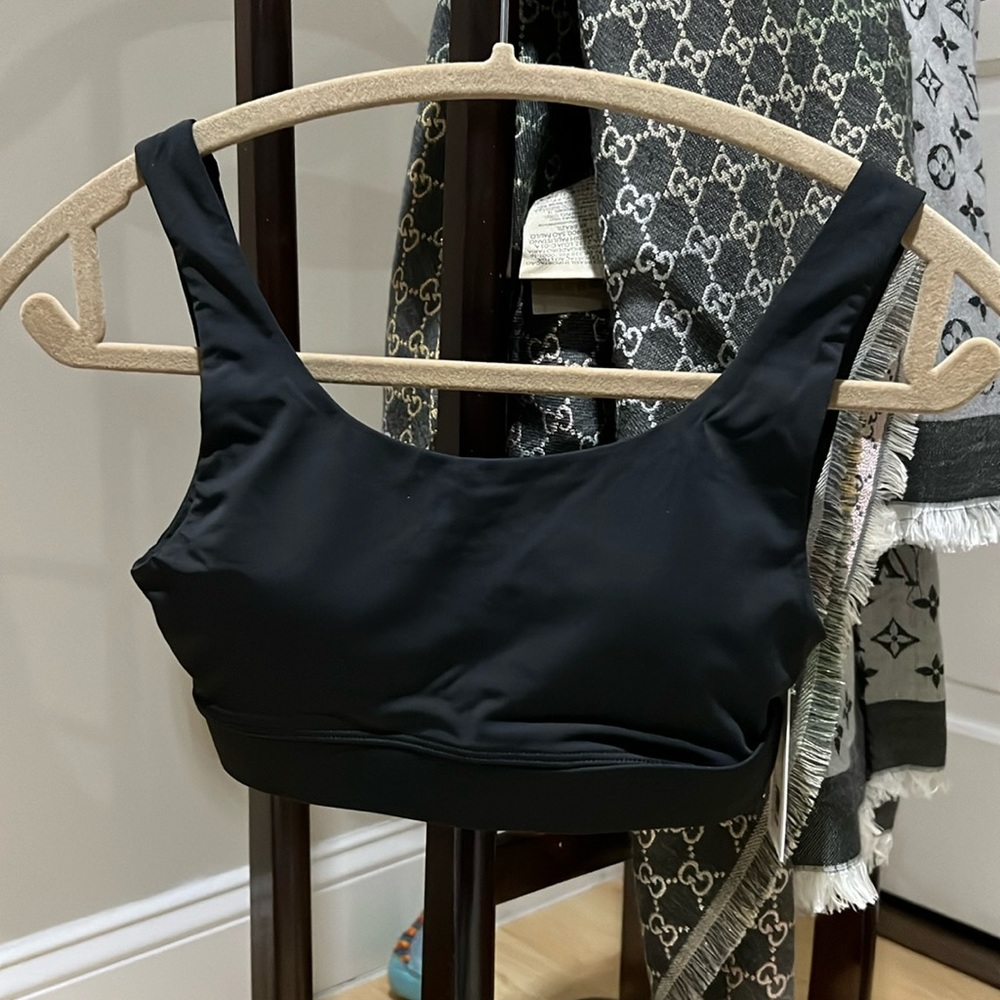 KNIX double scoop bikini top size XXS black